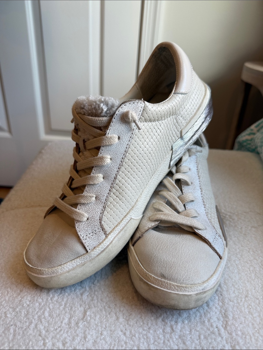 Dolce Vita Women's Cream Lace-Up Sneakers